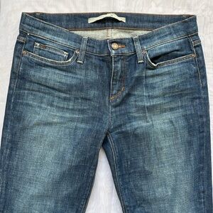 Joe’s Medium Washed 5Pocket Denim Jeans